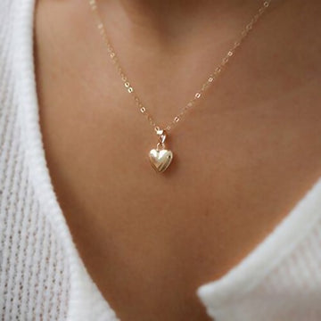 Glossy Heart Pendant Necklace