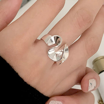 Matte Wave Curve Comfort Fit Adjustable Ring