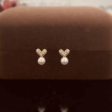 Micro Zircon Heart Pearl Stud Earring Set