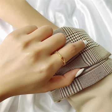 Cross Side Open Adjustable Ring