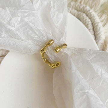 Irregular Twined Minimal Rings