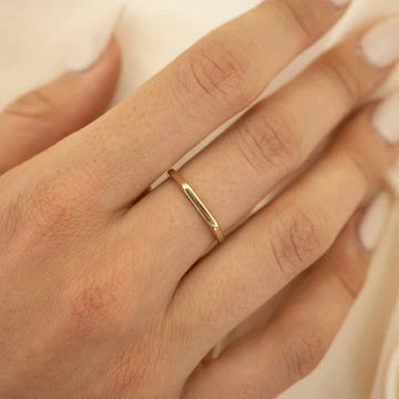 Simple Classic Horizontal Strip Ring