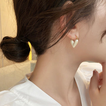 Light Luxury Love Stud Earrings