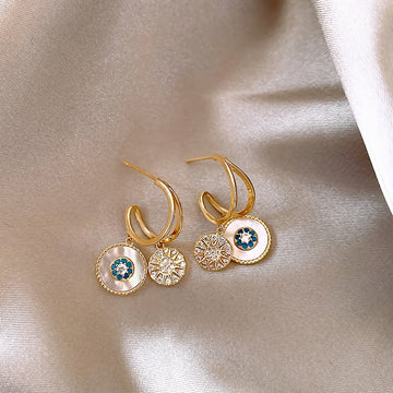 Classic Round Shell Flower Pendant Earrings