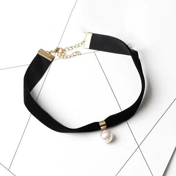 Vintage Black Velvet Pearl Collar Necklace